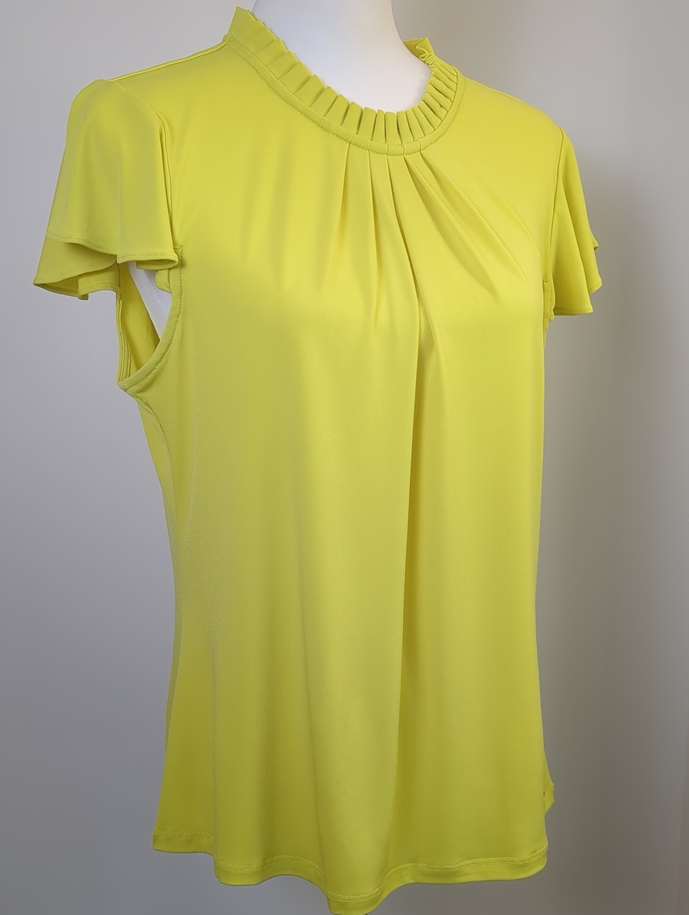 NWT Calvin Klein Yellow Pleated Neck Flutter Short Sleeve Blouse LARGE
